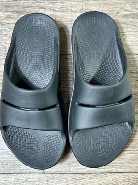 OOFOS OOahh Slide Sandals – Black | Women’s EU 37